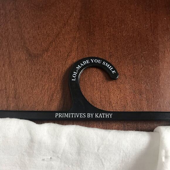 3/$20 Primitives By Kathy NWT White Cotton Black Graphic Dish Towel #101350 - Picture 6 of 9